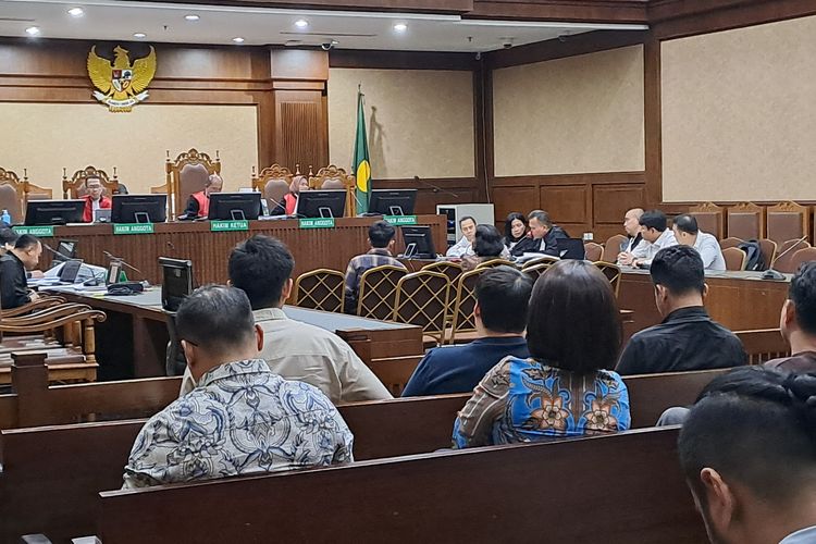 Di Sidang, Saksi Ungkap Pegawai Bea Cukai Dua Kali Terima Uang dari Blueray Cargo