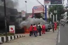 Viral, Video Mobil Terbakar di SPBU Kopeng