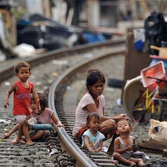 Ilustrasi kemiskinan. Tingkat kemiskinan Indonesia pada September 2025 tercatat sebesar 8,25 persen atau setara 23,36 juta orang. Jumlah itu turun sekitar 490.000 orang dibandingkan Maret 2025.