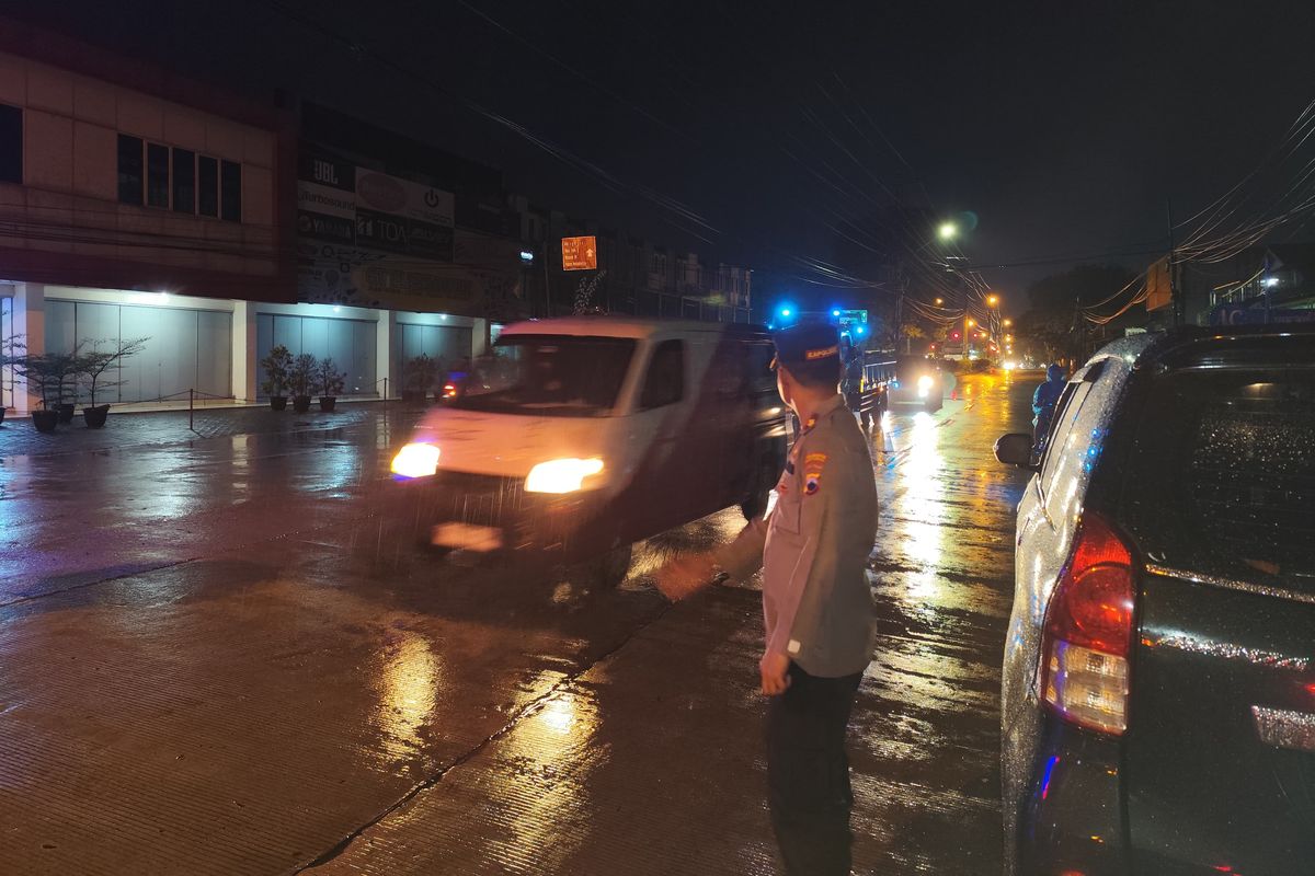 Diguyur Hujan Lebat, Rumah dan Jalan di Banyumas Terendam Banjir