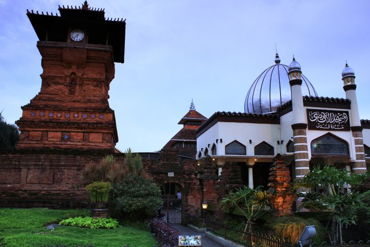 Masjid al aqsha menara kudus.