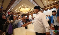 Sumbangkan Mobil untuk Perawatan Masjid, Prabowo Diapresiasi Generasi Muda Islam