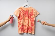 4 Tips Mencuci Pakaian Bermotif Tie-Dye agar Awet, Jangan Dry Clean