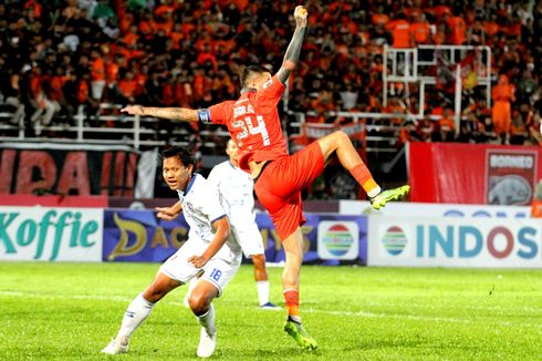 HT Borneo FC Vs Arema FC 0-0, Singo Edan 45 Menit Menuju Juara