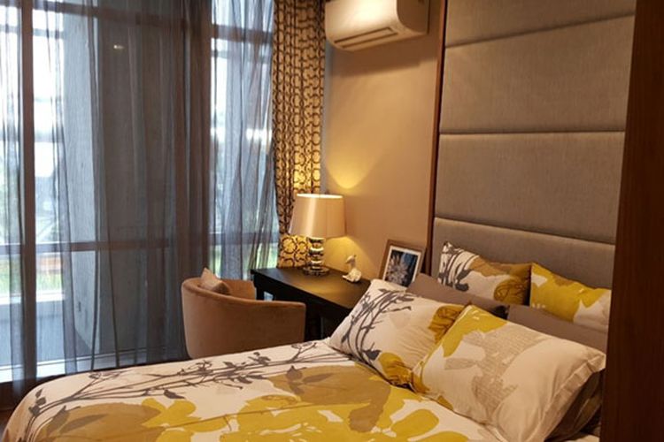 Tampilan kamar tidur pada unit pamer Branz Simatupang. Foto diambil Senin (10/7/2017).