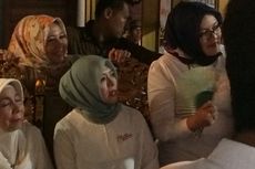 Saat Sandiaga Tegur Sang Istri yang Berdiri di Atas Bangku