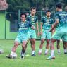 Pelatih Persib Jawab Alasan Henhen Herdiana Menghilang di Dua Laga Terakhir