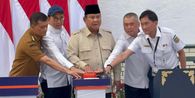 Prabowo Usul Atap Rumah Pakai Ijuk dan Rumbai, Sebut Seng Bikin Kanker Paru-paru