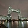 Kapal Pesiar Raksasa Baru Jeff Bezos Tak Akan Bisa Berlayar kecuali Bongkar Jembatan Bersejarah