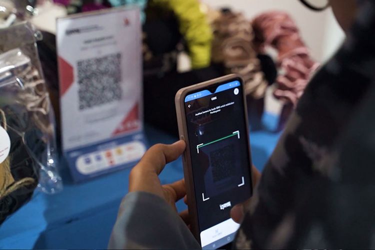 Pameran UMKM dalam Pesta Rakyat Simpedes di Kabupaten Karawang, Jawa Barat