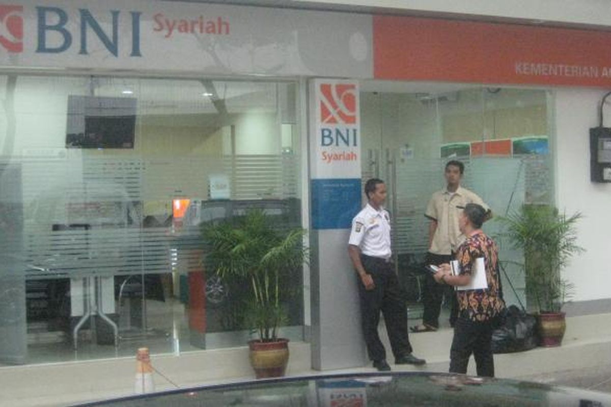 A file photo of one of the BNI Syariah outlets in Central Jakarta. 