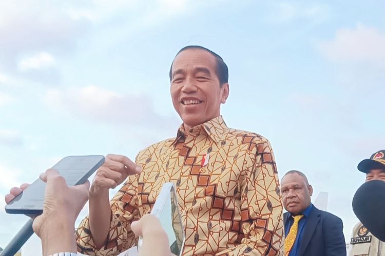 Ditanya soal Restu untuk Kaesang, Jokowi: Tugas Orangtua Hanya Mendoakan