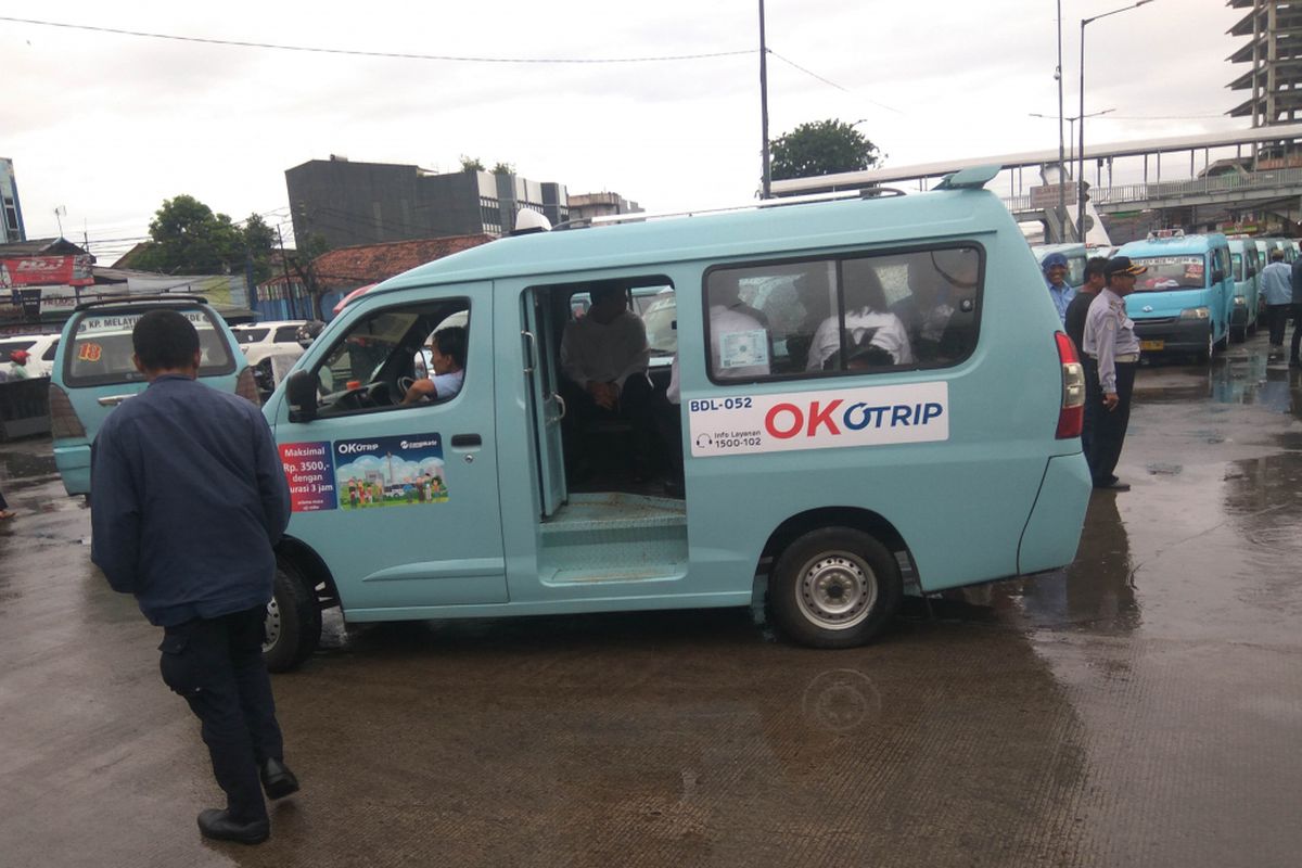 Uji coba Ok Otrip wilayah Jakarta Timur di Kampung Melayu, Senin (15/1/2018)