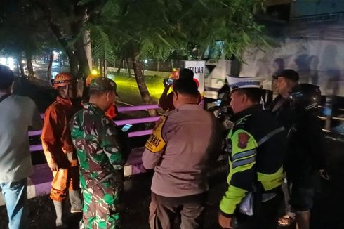 Terpeleset Lalu Hanyut Terbawa Arus Selokan, Ibu di Kediri Selamat, 2 Anaknya Meninggal dan Hilang