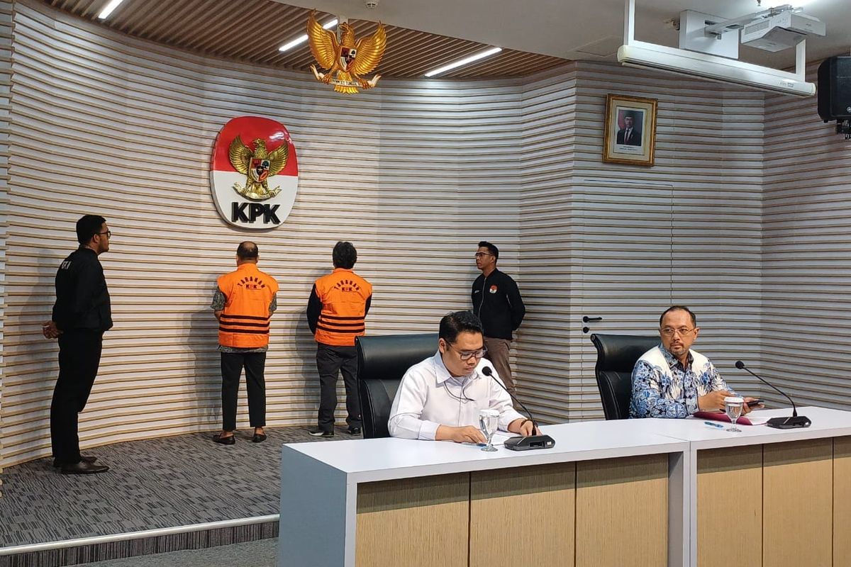 KPK Tahan 2 Tersangka Kasus Dugaan Korupsi di Anak Usaha PT Telkom