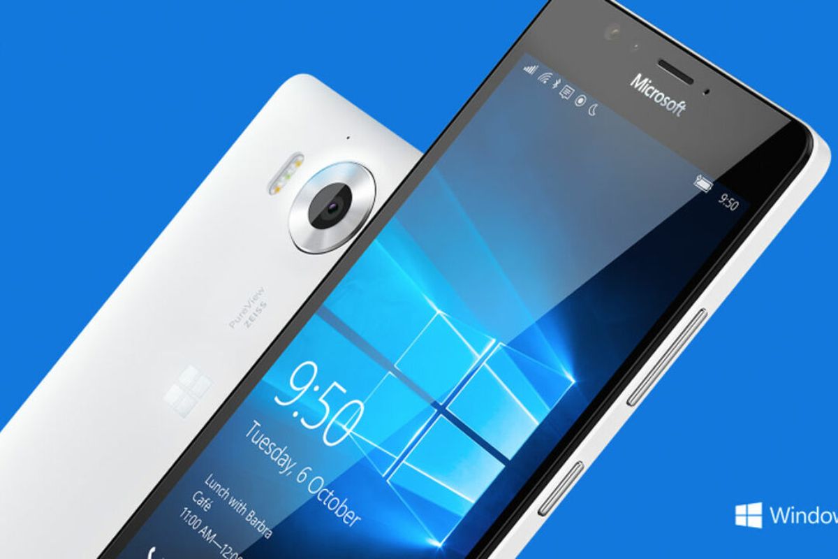 HP Lumia dengan OS Windows 10 Mobile.