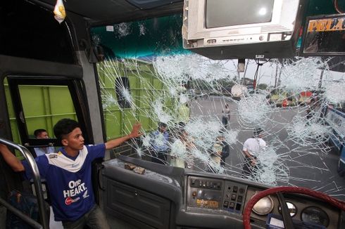 Tim Persib Bandung Akan Dimintai Keterangan Terkait Pelemparan Batu