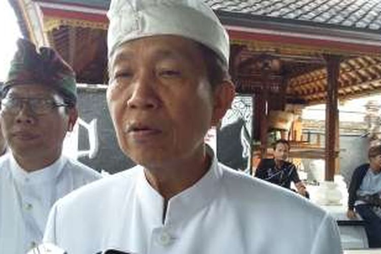 Gubernur Bali Made Mangku Pastika 