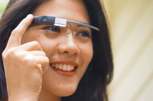 Kacamata Google Glass Dilarang Masuk Bioskop