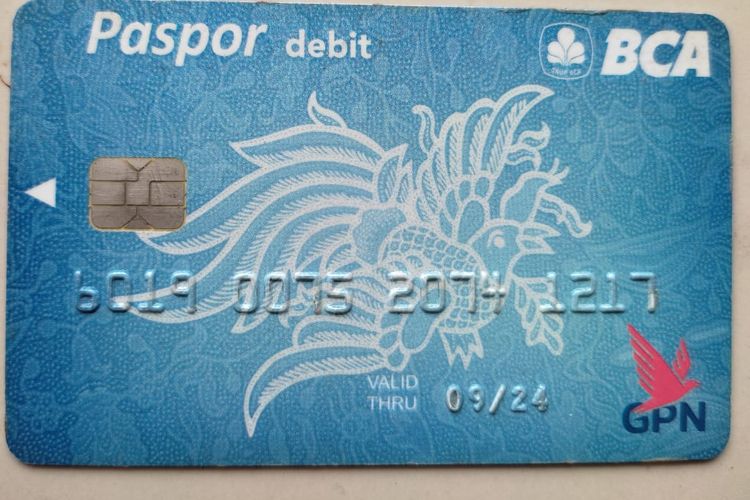 Kartu chip BCA atau kartu ATM BCA chip (kartu BCA chip) wajib dimiliki sebagai pengganti kartu lama berbasis magnetic strip. 