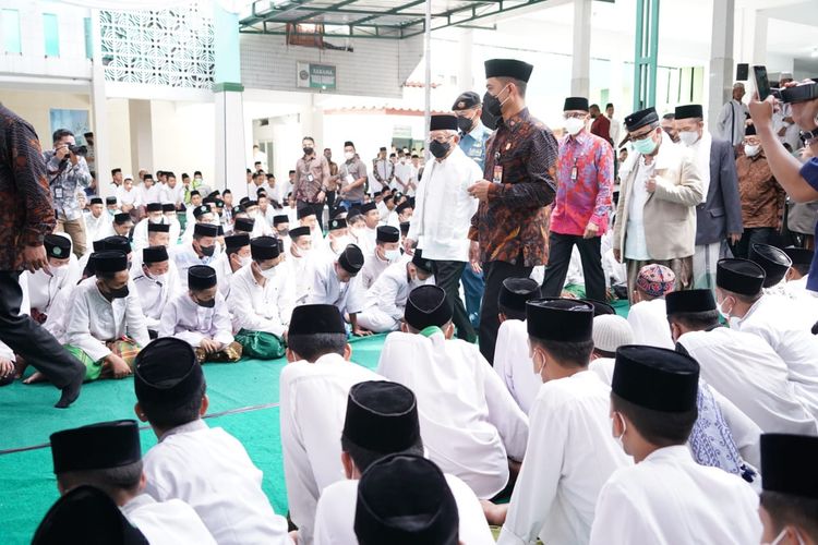 Wakil Presiden Ma'ruf Amin berkunjung ke Pondok Pesantren Darul Ulum, Jombang, Jumat (3/6/2022).