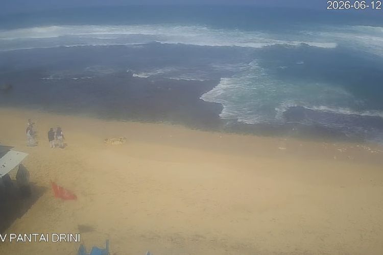 Gelombang Tinggi hingga 4 Meter Ancam Pantai Selatan DIY, Nelayan dan Wisatawan Diminta Waspada