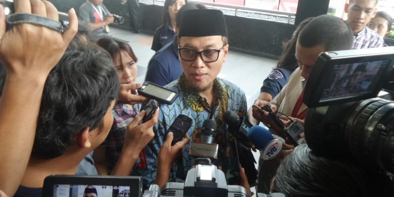 Inspektur Jenderal Kementerian Agama M Jasin di Gedung KPK, Jakarta, Selasa (23/8/2016).