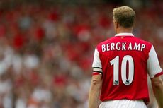 Dianggap Sia-sia, Bergkamp Jadi Legenda