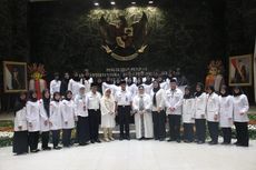 Anies Kukuhkan 166 Petugas Pendamping Jemaah Haji Asal Jakarta