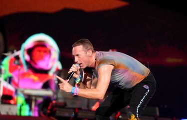 Cerita Penonton Konser Coldplay soal Penipuan Calo Tiket, Temannya ...