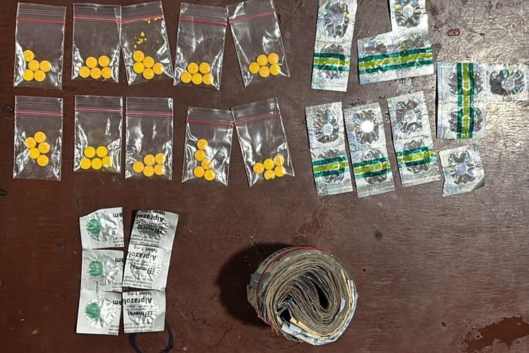 2 Pria Jual Tramadol Berkedok Warung Sembako di Jakbar Ditangkap, Pemasok Diburu