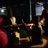 Video Viral Dramatisnya Evakuasi Ratusan Korban yang Terjebak Banjir di Cirebon