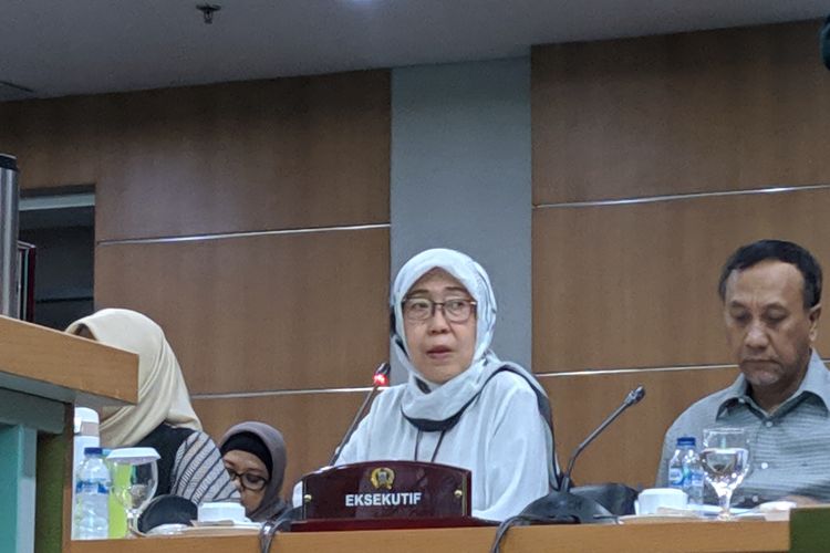 Kepala Dinas Kesehatan DKI Jakarta, Widyastuti di Ruang Komisi E DPRD DKI Jakarta, Minggu (8/12/2019)
