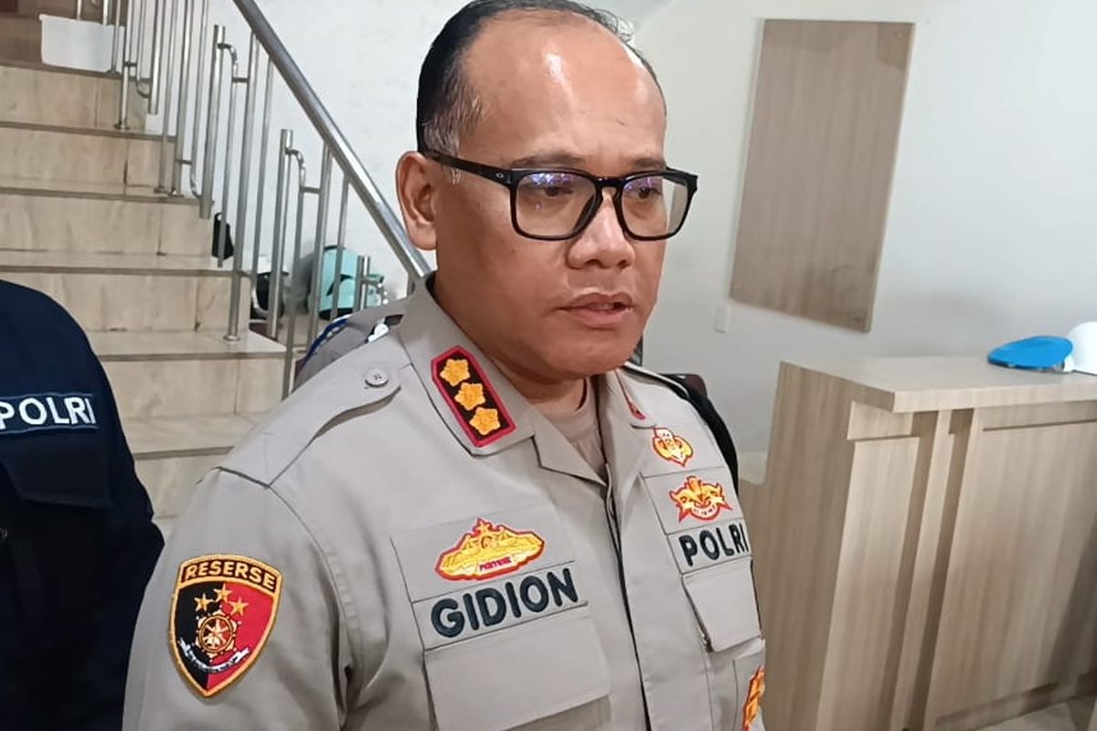  Kepala Polrestabes Medan Kombes Gidion Arif Setyawan saat diwawancarai di Polrestabes Medan pada Rabu (23/10/2024). 