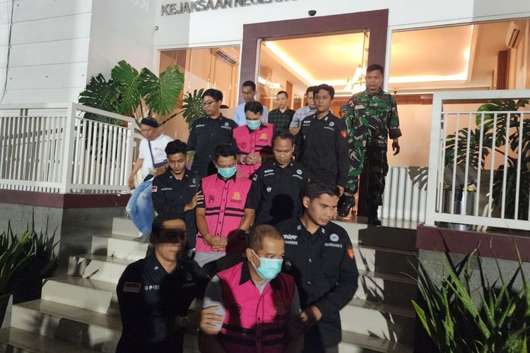 Pungli Sertifikat Tanah Rp 1,1 Miliar, Kades dan Pengurus Pokmas di Pasuruan Ditahan