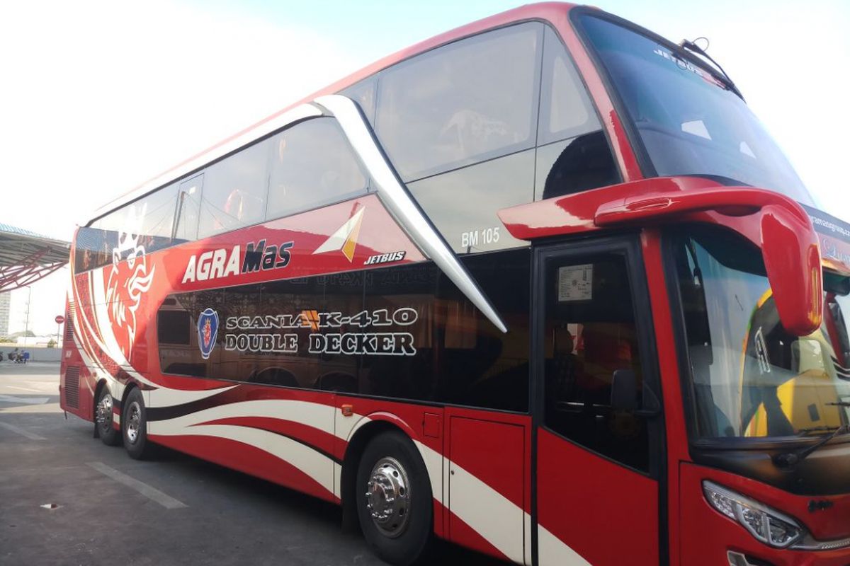 Bus tingkat AKAP milik PO Agra Mas yang dioperasikan melayani rute Jakarta-Jepara.