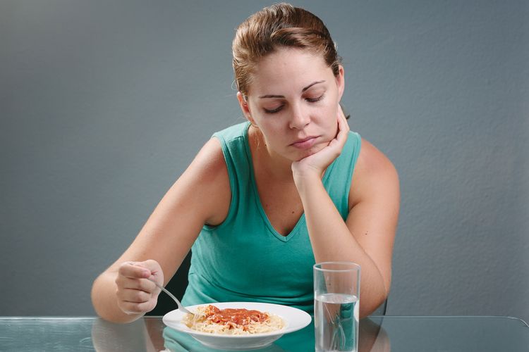 10 Penyebab Tidak Nafsu Makan dan Mual