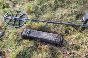 Kunjungi Lahan Pertanian, 2 Sahabat Temukan Harta Karun Berusia 2.000 Tahun