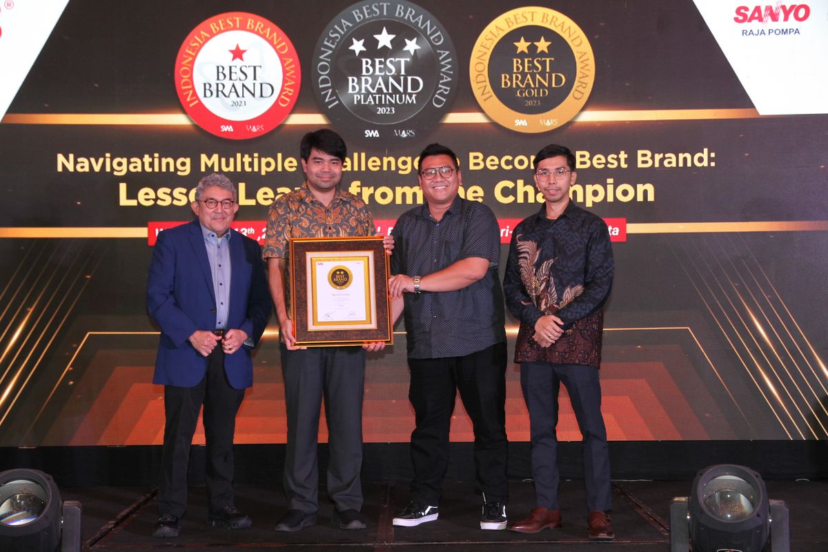 Bridgestone Sabet Golden Best Brand pada Indonesia Best Brands Award (IBBA) 2023 
