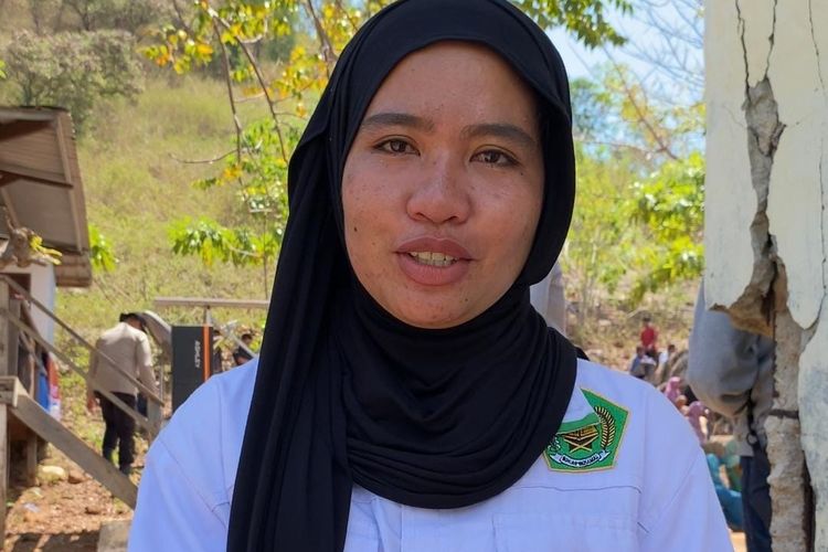 Cerita Lulusan SMA Jadi Guru di Pulau Kukusan NTT, Bertahan agar Sekolah Tak Tutup