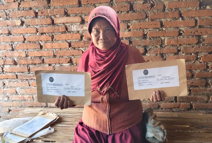 Sosok Nenek Ngatini, Penjual Sayur Keliling yang Terjerat Utang Rp 70 Juta di Bank Jombang