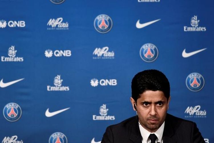 Presiden Paris Saint-Germain (PSG) Nasser Al-Khelaifi menghadiri sesi perkenalan Unai Emery sebagai pelatih anyar, Senin (4/7/2016).