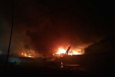 Empat Kapal Terbakar di Pati, 14 unit Damkar Diterjunkan