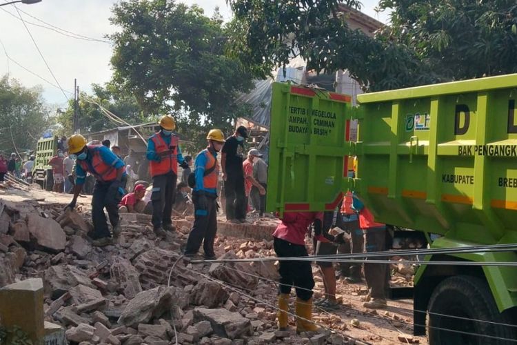 Bangunan Era Belanda Roboh di Brebes, 2 Anak Tewas Tertimpa Saat Tidur