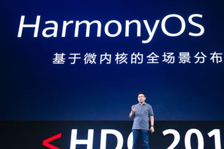 HarmonyOS saat dipamerkan di panggung HDC 2019