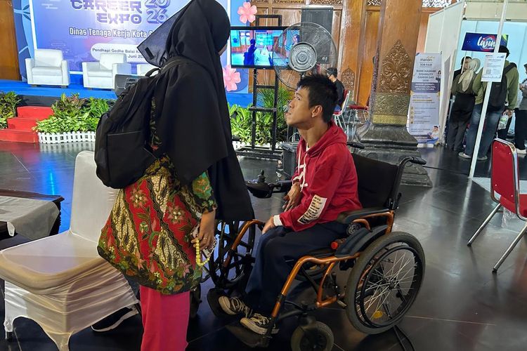 Lika-liku Pasutri Difabel Asal Solo 8 Bulan Mencari Kerja, Punya Skill Tapi Terhalang Usia