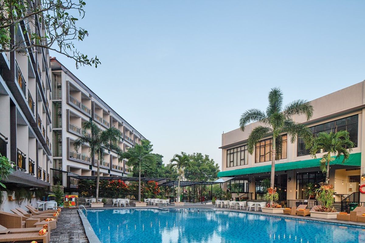 The Green Peak, ARTOTEL Curated Hotel & Convention memiliki fasilitas olahraga, seperti kolam renang, gym, area olahraga terbuka, serta tempat bermain anak-anak. 