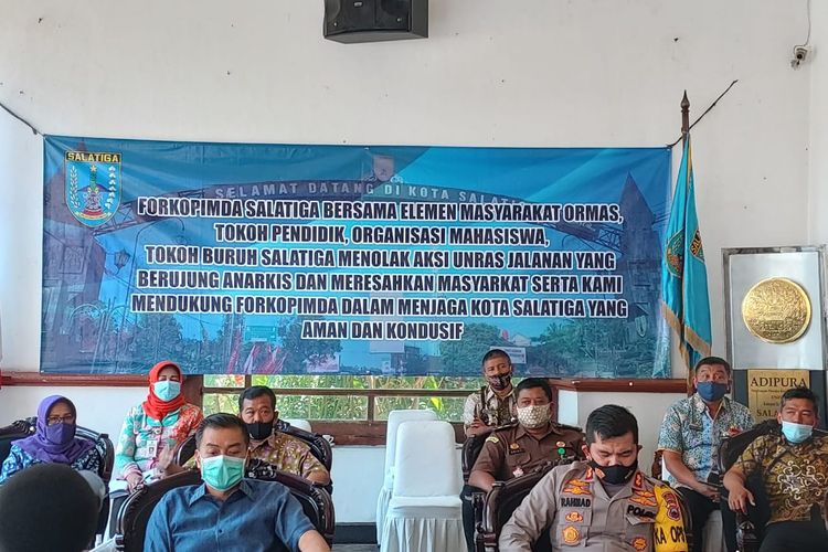 Fokompinda Salatiga berdiskusi dengan lintas organisasi kaji UU Cipta Kerja