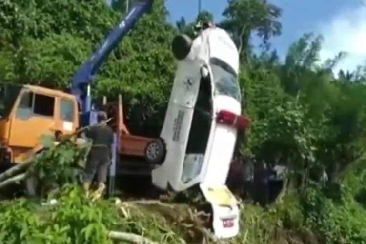 Evakuasi ambulans di Kabupaten Kaur, Bengkulu