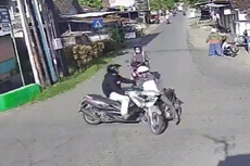 Video Tabrakan Motor di Persimpangan Tanpa Lampu Lalu Lintas